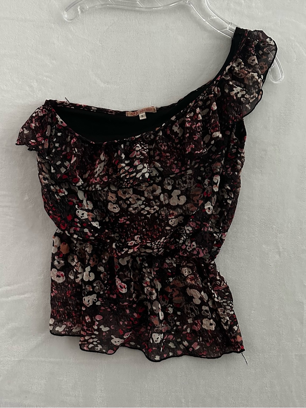 Julie's Closet One Shoulder Floral Ruffle Peplum Blouse Women’s Size Small